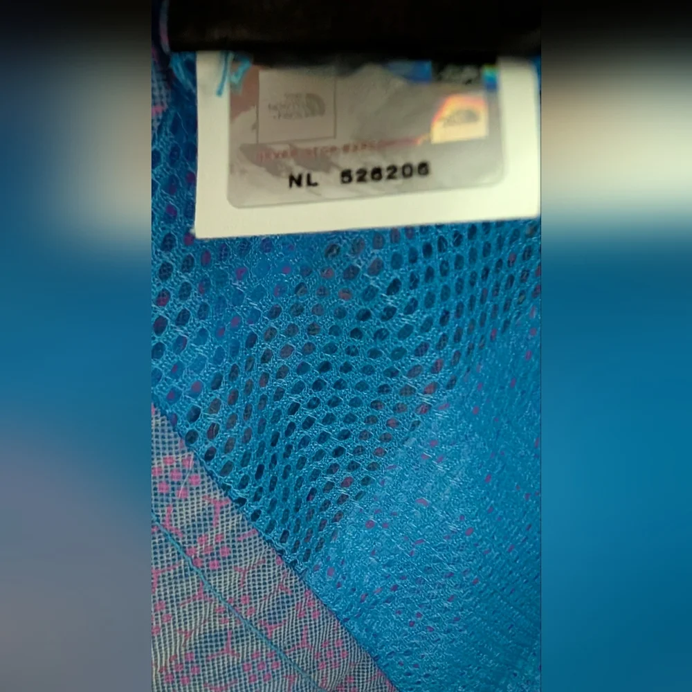 The North Face Women's HyVent 2.5L Rain Jacket Hooded Lightweight Size XS Blue - Picture 8 of 8